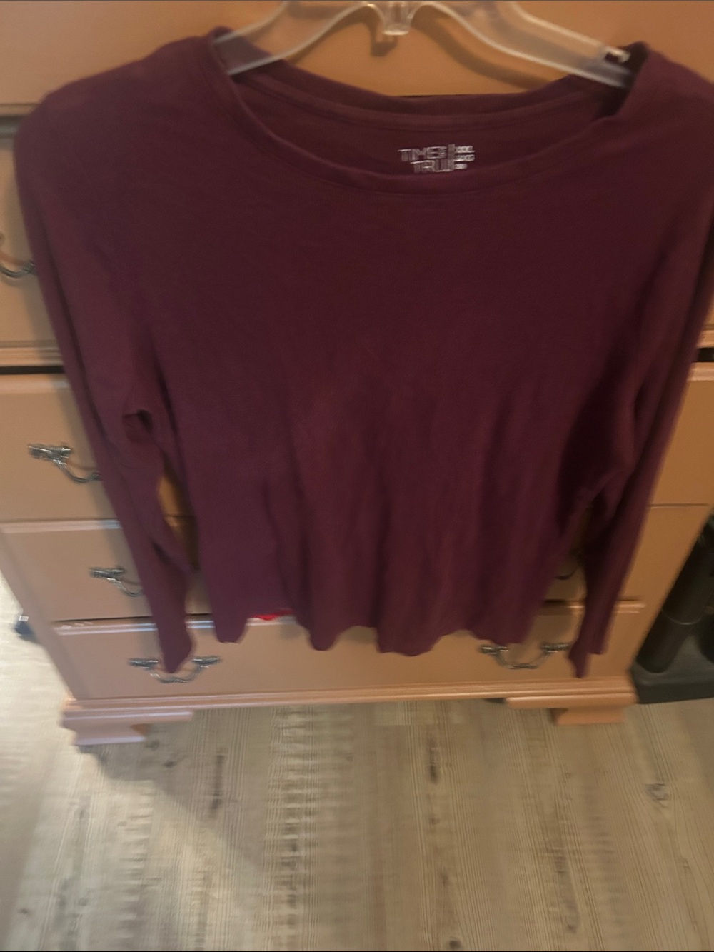 Time and Tru Long-Sleeve Crewneck Top - Plum/Burgundy